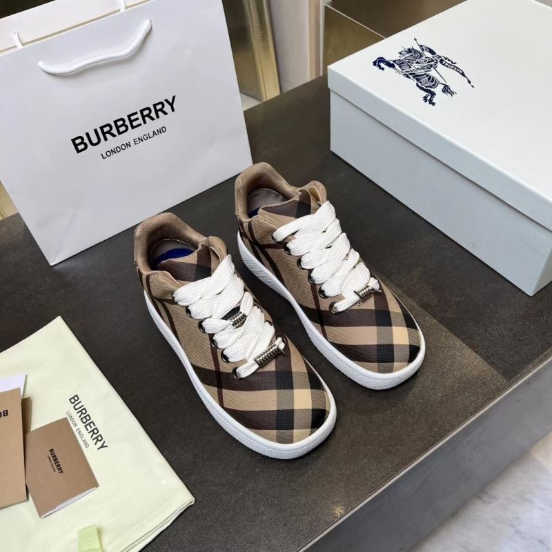 Burberry Low Shoes